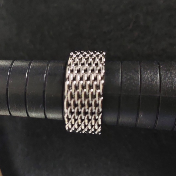 Mesh Link Ring - Picture 4 of 5